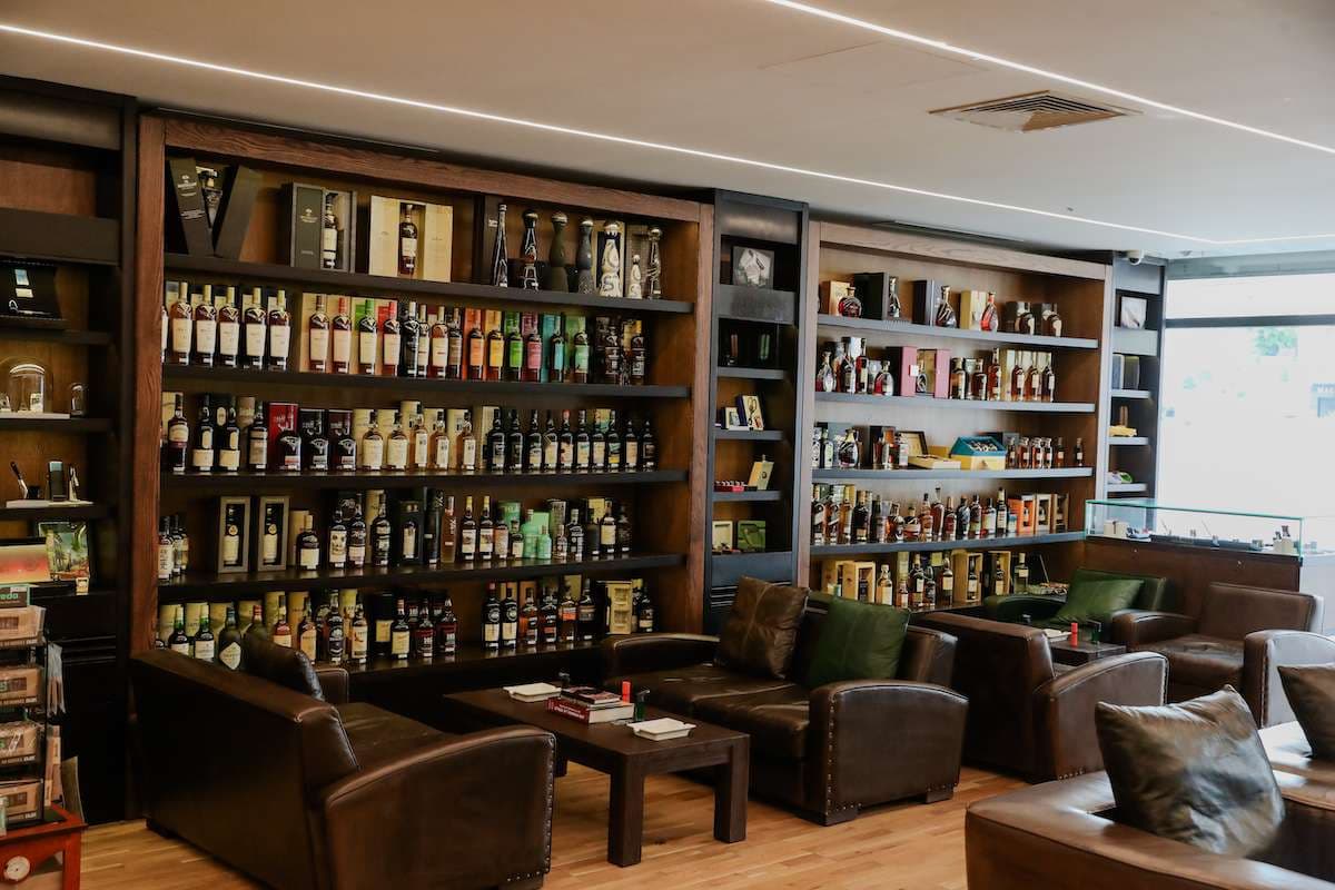 Private Lounge
