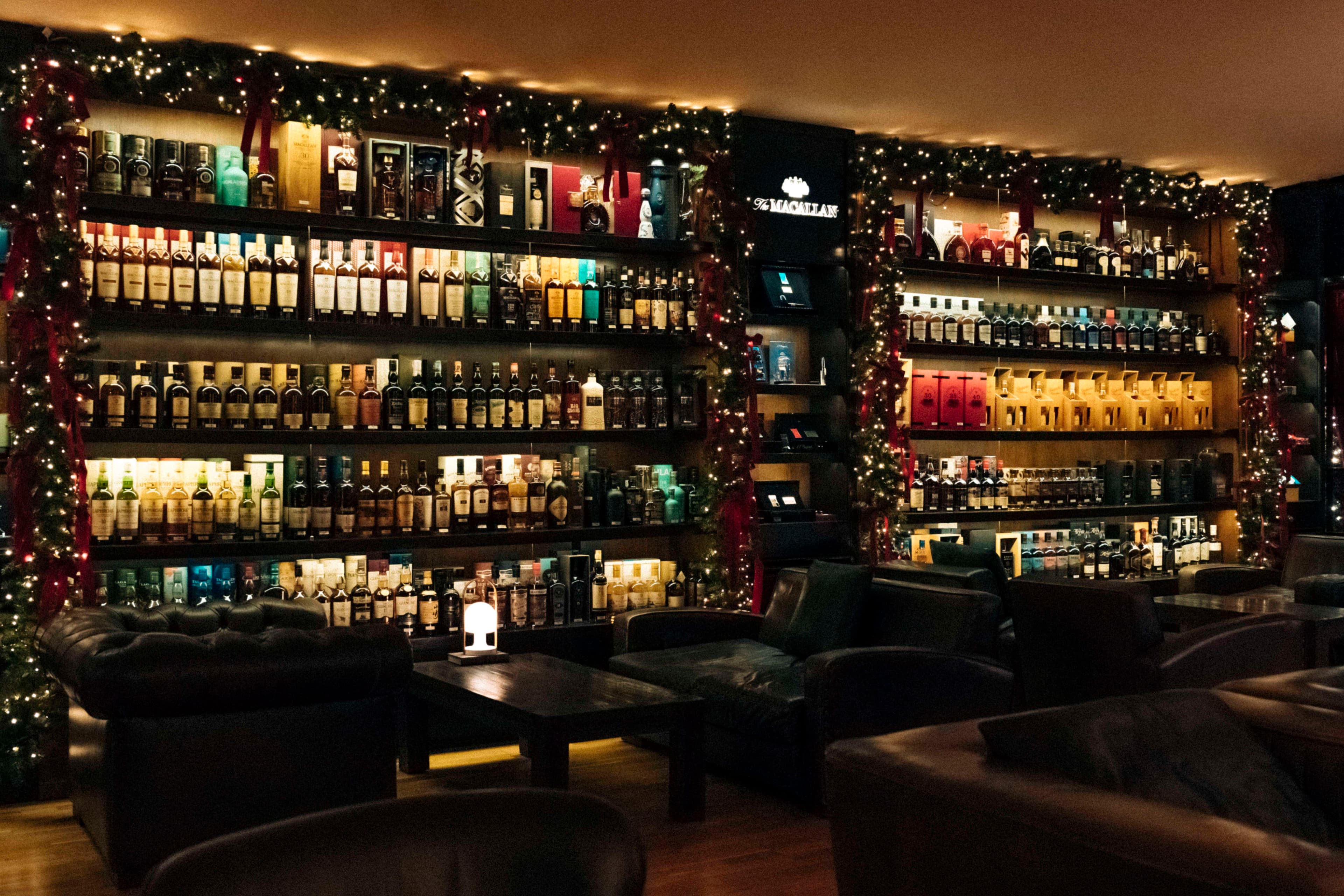 A December of Light Inside Club Mareva Beirut - Image 4