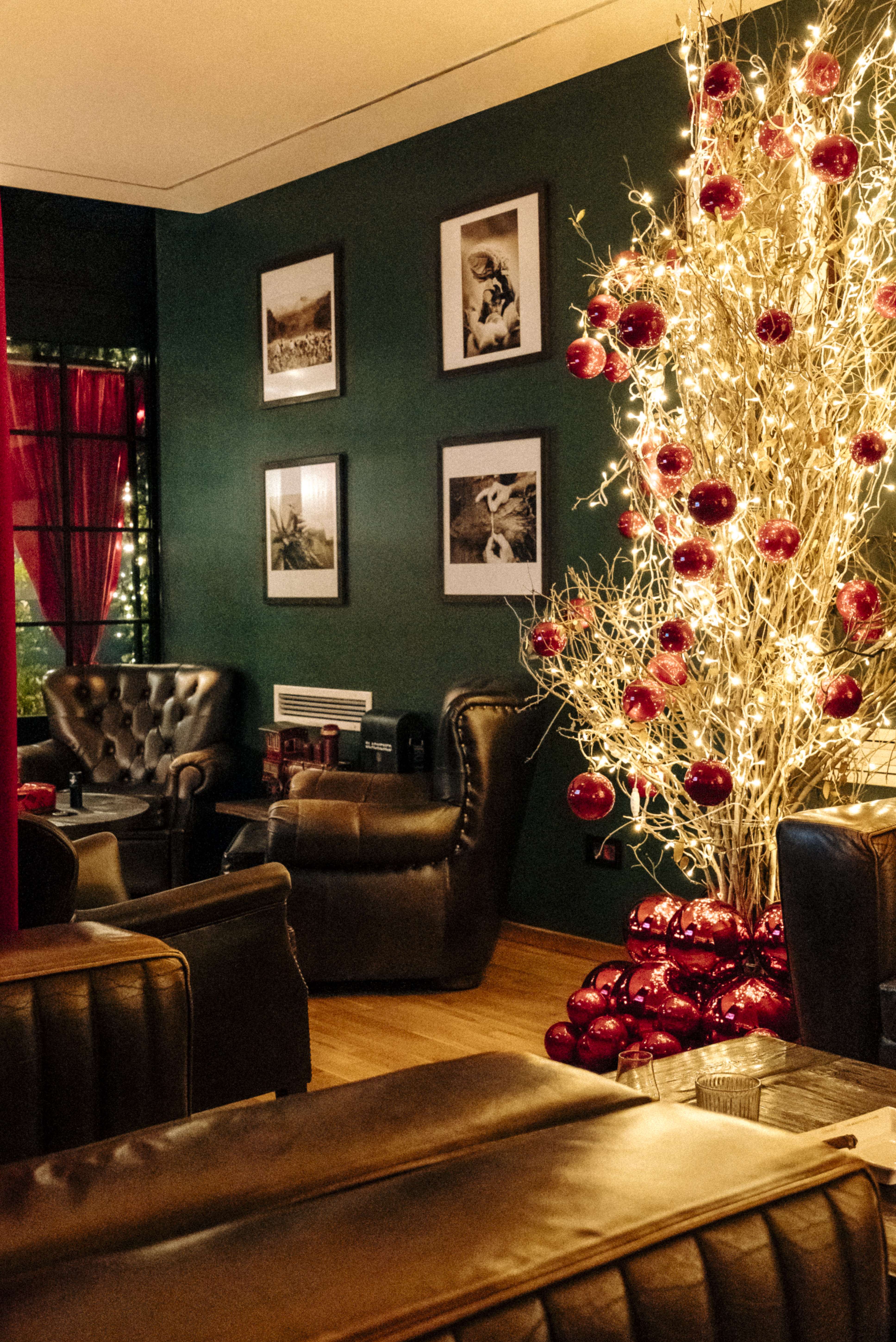 A December of Light Inside Club Mareva Beirut - Image 3